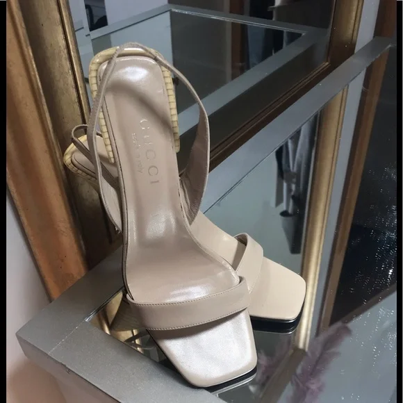 Gucci slingback heels - Picture 1 of 5